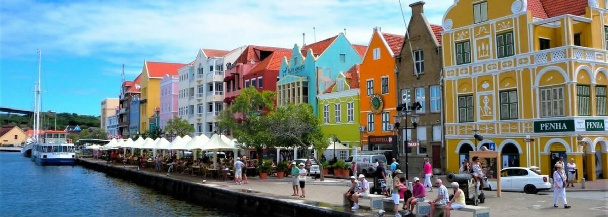 Verhuizen naar Curaçao